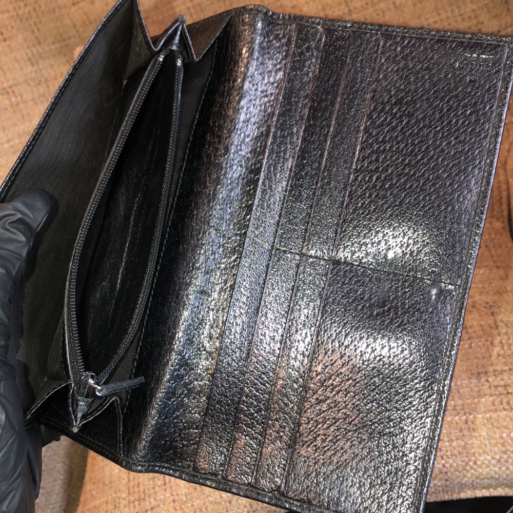 RARE GUCCI Black Lambskin Trifold Long Wallet with Silver G Clasp Vintage - Picture 16 of 17